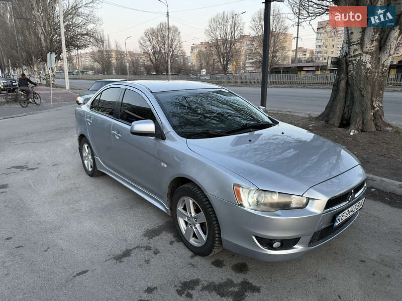 Седан Mitsubishi Lancer 2008 в Днепре