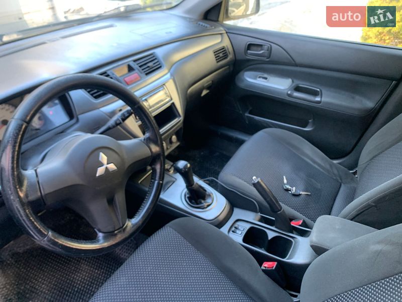 Седан Mitsubishi Lancer 2007 в Днепре