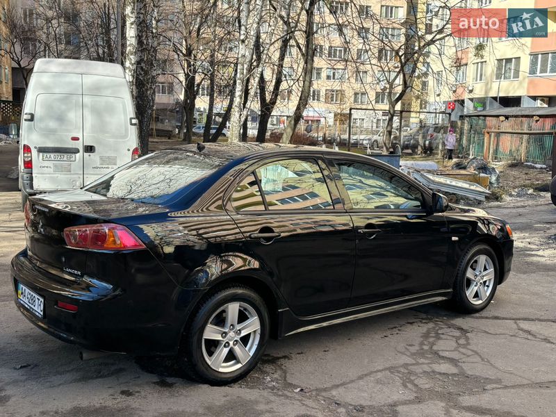 Седан Mitsubishi Lancer 2007 в Киеве