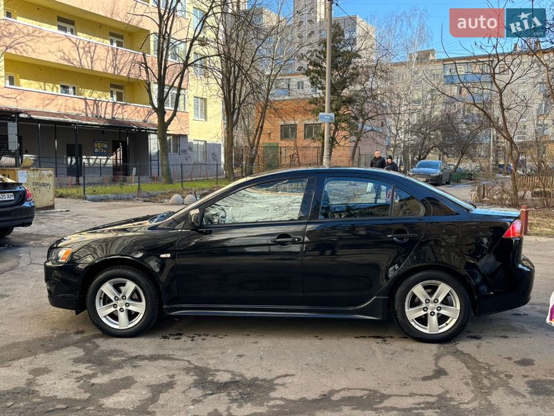 Седан Mitsubishi Lancer 2007 в Киеве