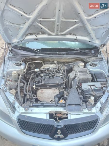 Седан Mitsubishi Lancer 2003 в Харькове фото 2 Седан Mitsubishi Lancer 2003 в Харькове
