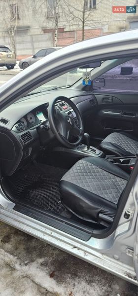 Седан Mitsubishi Lancer 2007 в Киеве