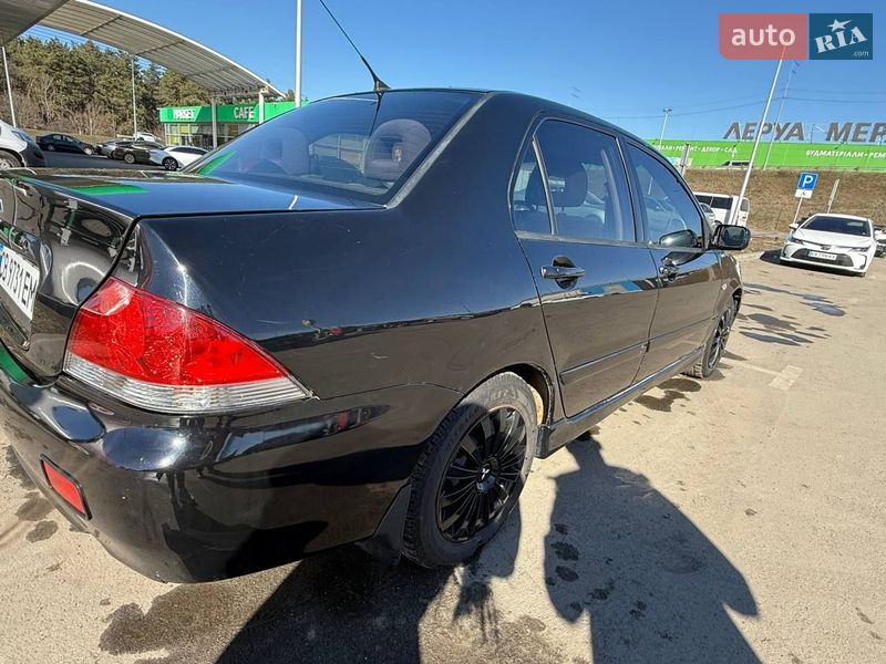 Седан Mitsubishi Lancer 2007 в Киеве