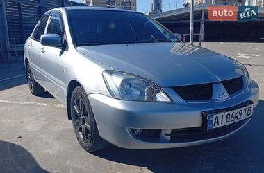 Седан Mitsubishi Lancer 2011 в Києві