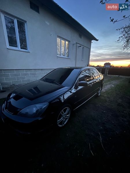 Седан Mitsubishi Lancer 2006 в Львове