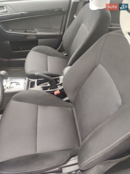 Седан Mitsubishi Lancer 2015 в Запорожье