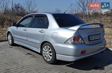Седан Mitsubishi Lancer 2006 в Кременчуге