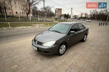 Седан Mitsubishi Lancer 2006 в Днепре