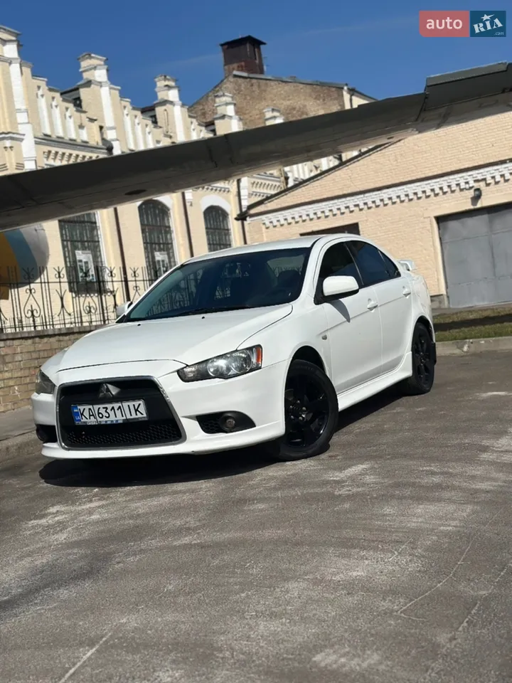 2011 Mitsubishi Lancer - мініатюра 14