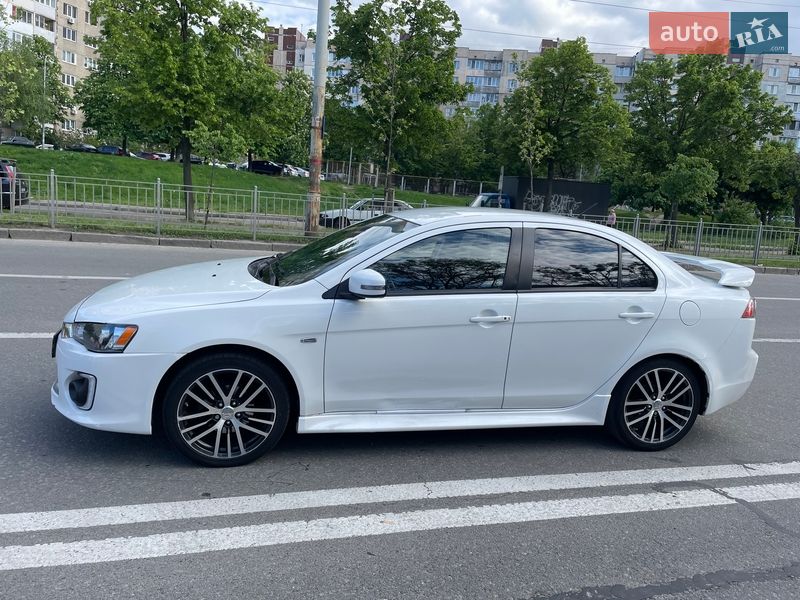 Седан Mitsubishi Lancer 2016 в Киеве фото 2 Седан Mitsubishi Lancer 2016 в Киеве
