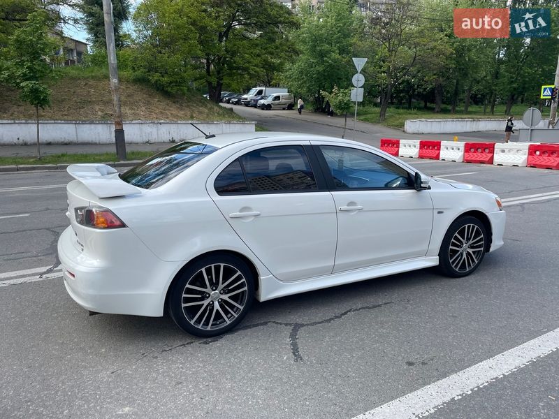 Седан Mitsubishi Lancer 2016 в Киеве фото 5 Седан Mitsubishi Lancer 2016 в Киеве