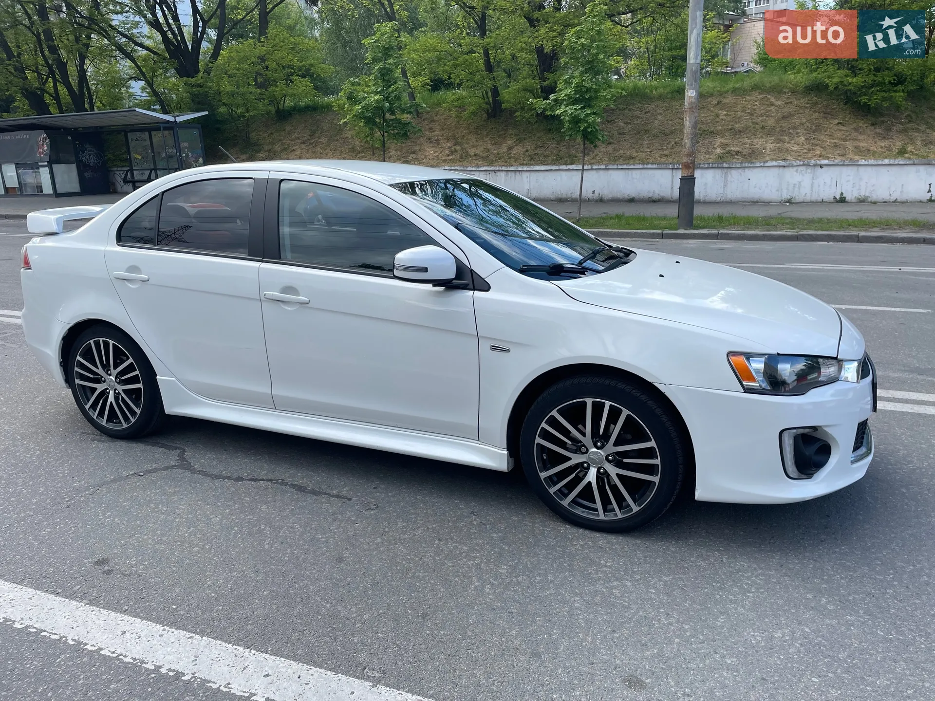 2016 Mitsubishi Lancer - мініатюра 12