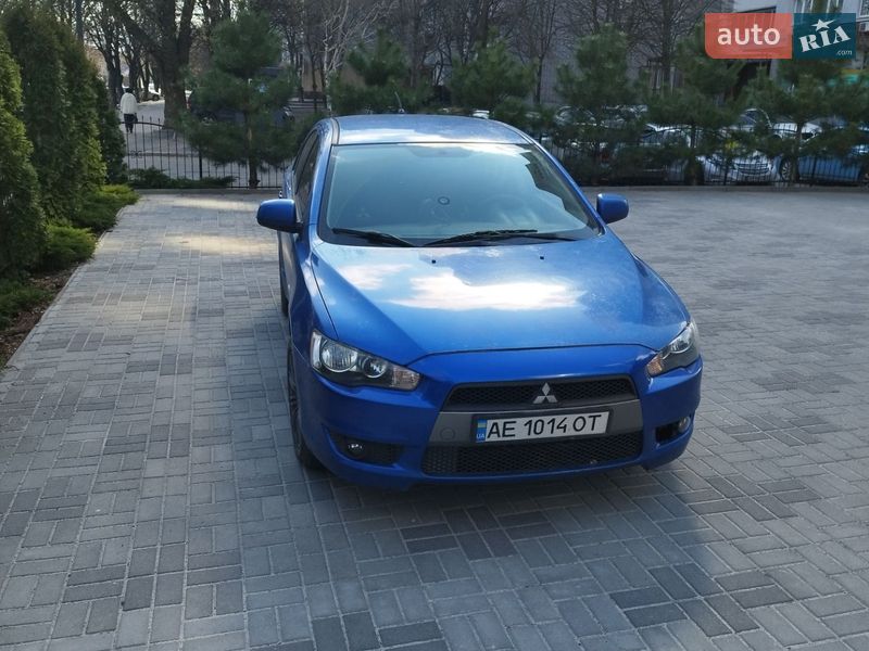 Хетчбек Mitsubishi Lancer 2009 в Дніпрі