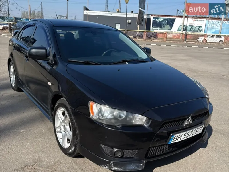 Mitsubishi Lancer