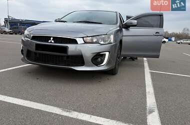 Седан Mitsubishi Lancer 2016 в Києві