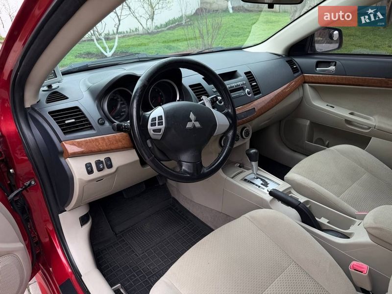 Седан Mitsubishi Lancer 2008 в Одессе