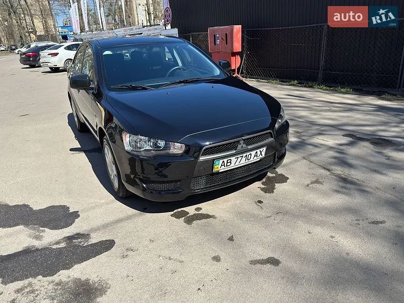 Mitsubishi Lancer