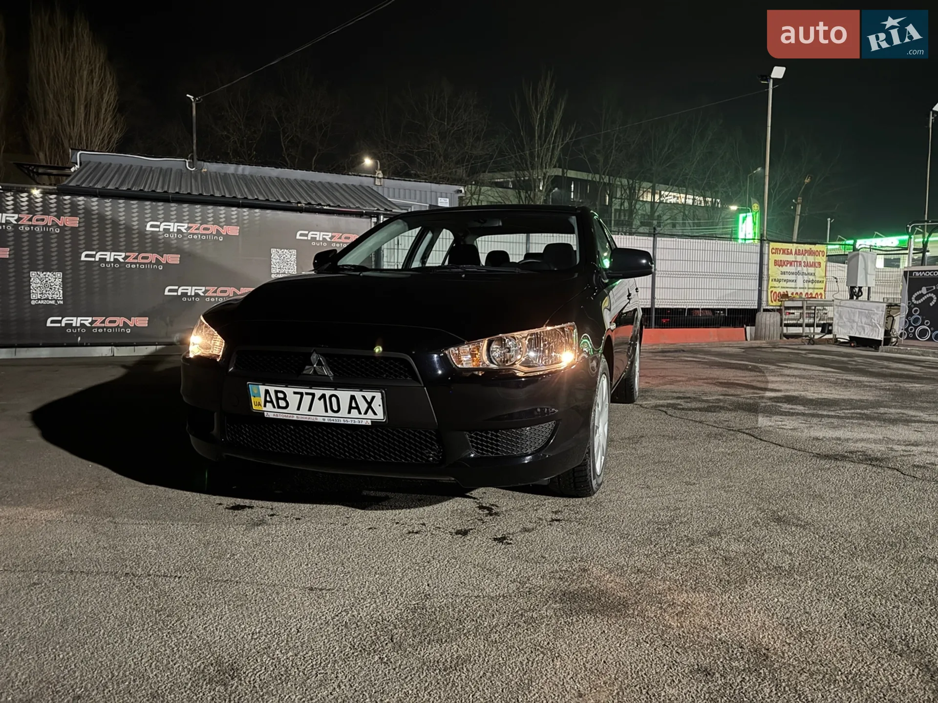 2010 Mitsubishi Lancer - мініатюра 12