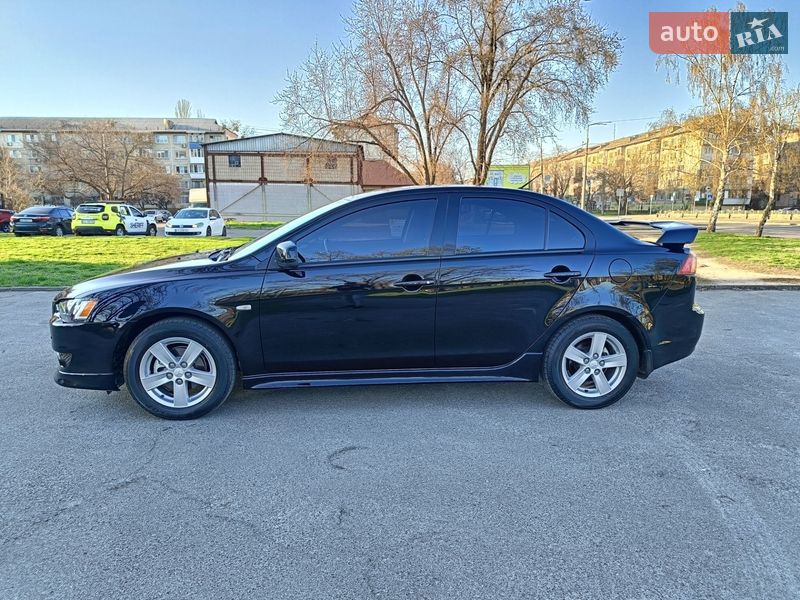Седан Mitsubishi Lancer 2008 в Киеве