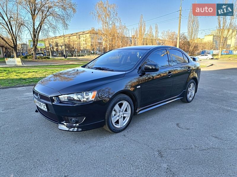 Седан Mitsubishi Lancer 2008 в Киеве