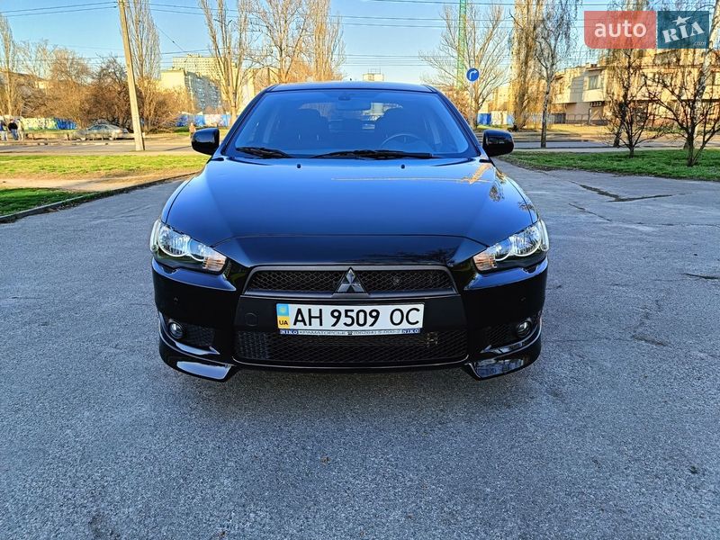Седан Mitsubishi Lancer 2008 в Киеве
