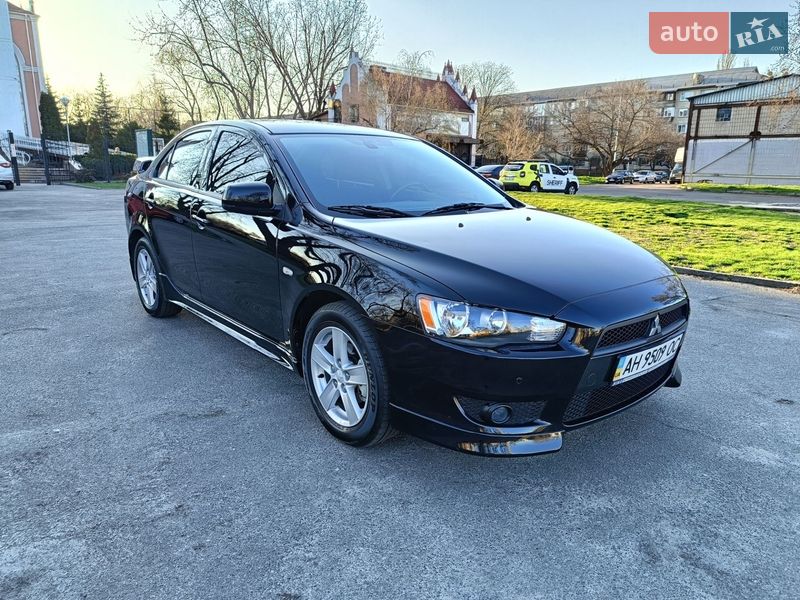 Седан Mitsubishi Lancer 2008 в Киеве