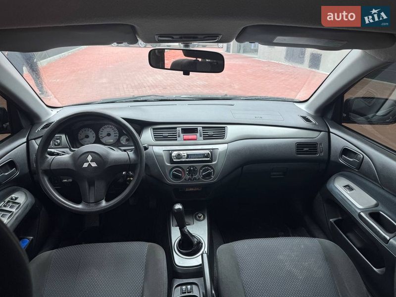 Седан Mitsubishi Lancer 2008 в Сарнах