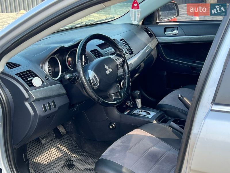 Седан Mitsubishi Lancer 2007 в Николаеве