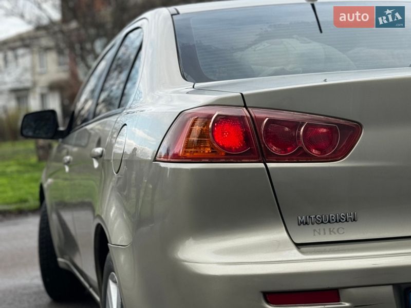 Седан Mitsubishi Lancer 2008 в Бобровиці