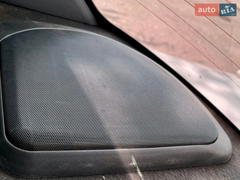 Седан Mitsubishi Lancer 1995 в Кременчуці