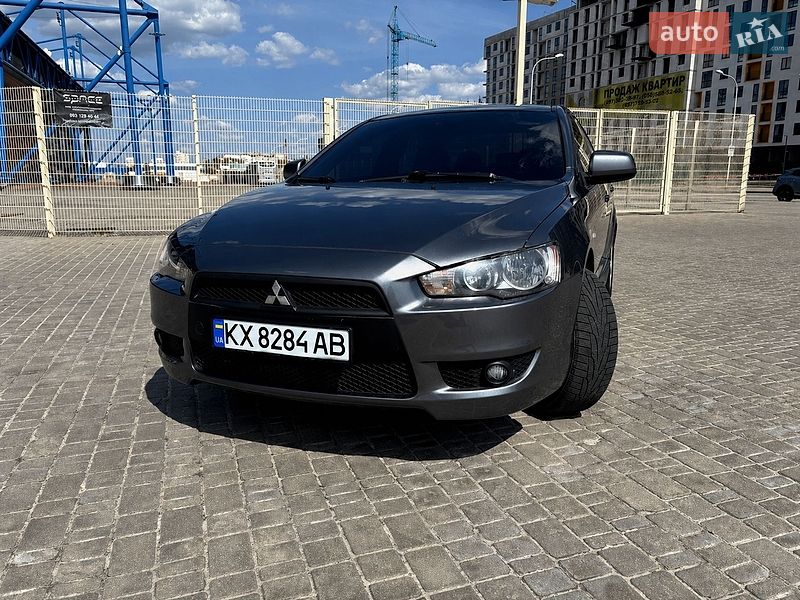Mitsubishi Lancer 2011