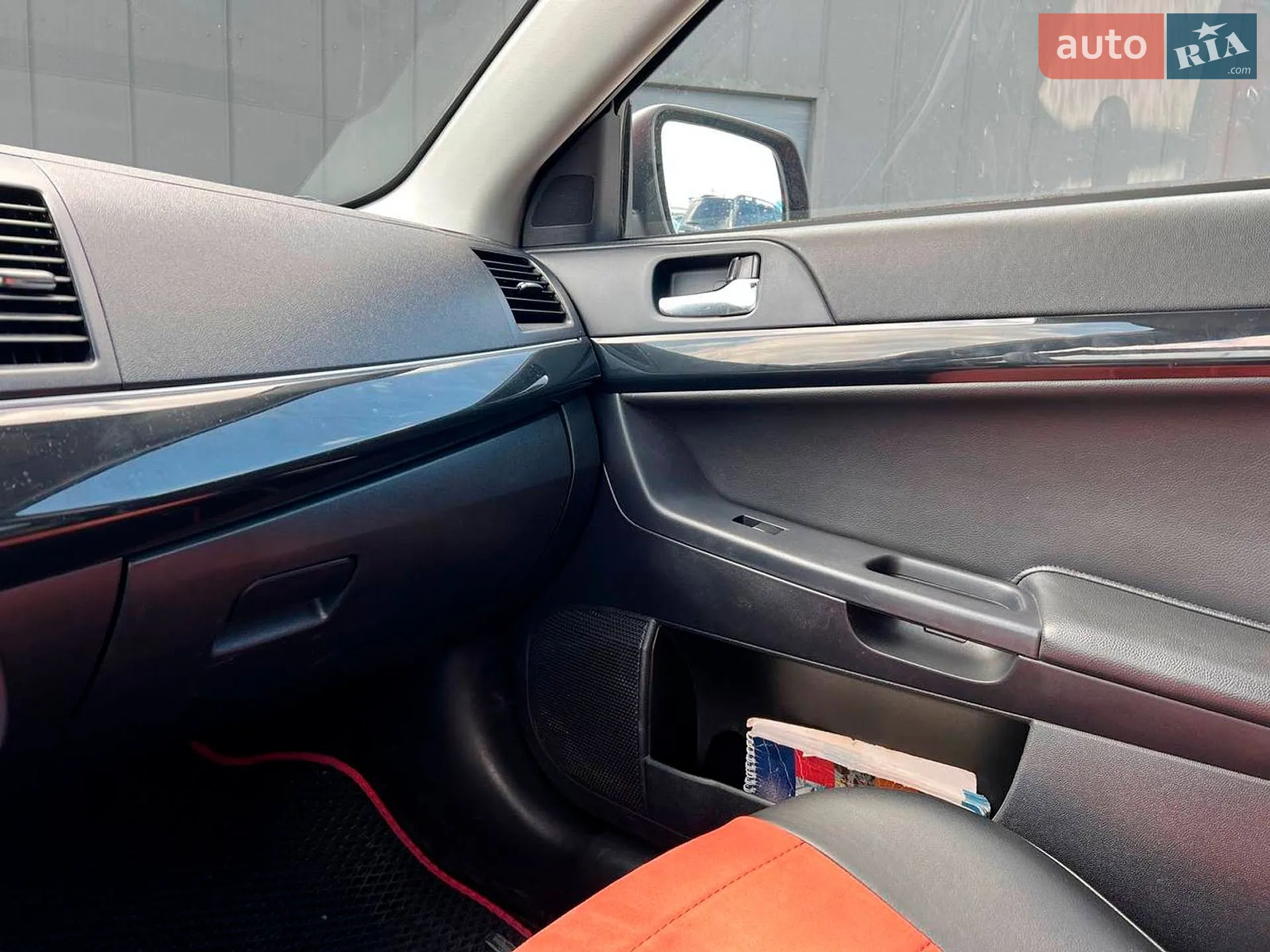 2012 Mitsubishi Lancer - мініатюра 32