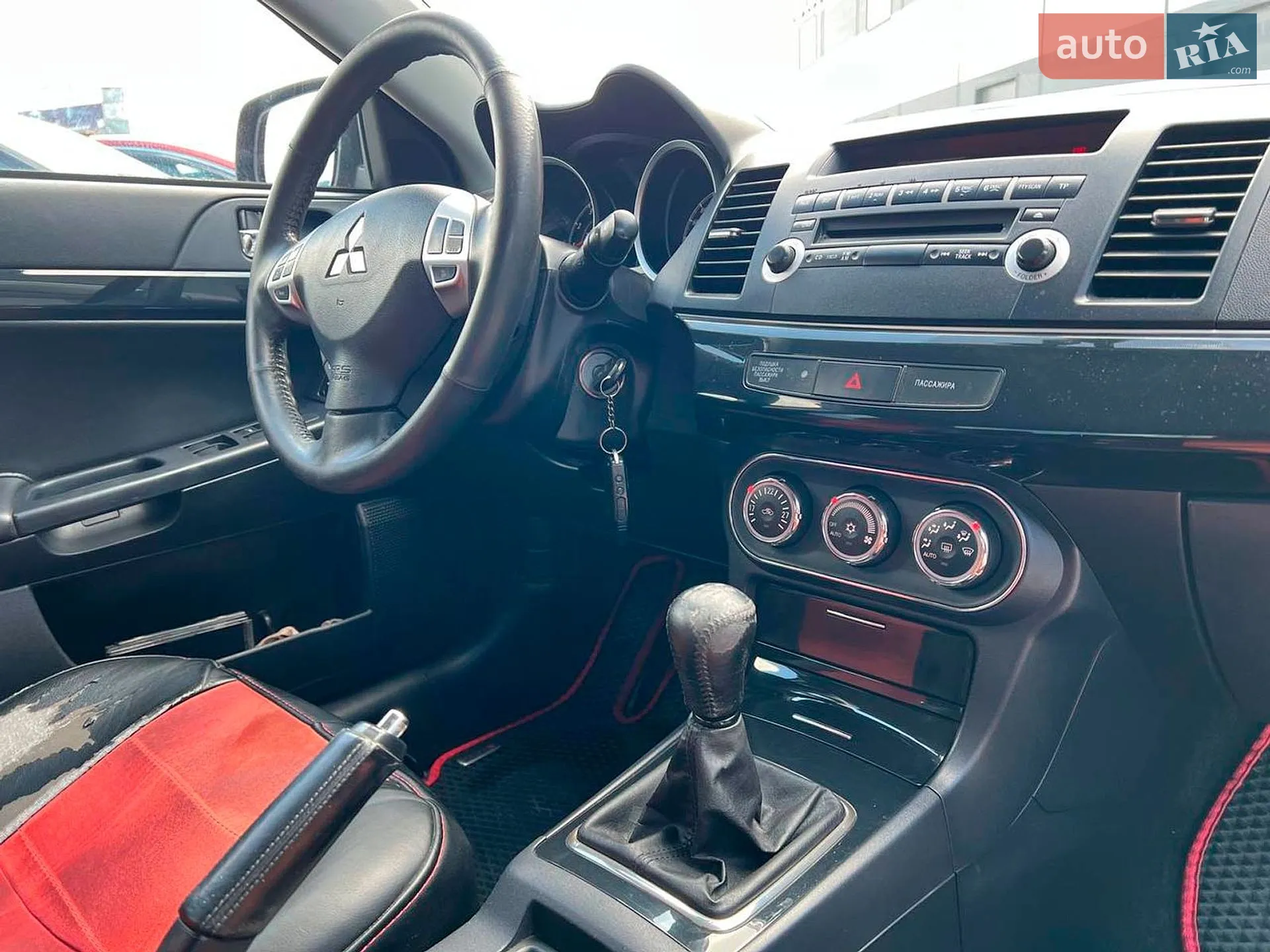2012 Mitsubishi Lancer - мініатюра 38