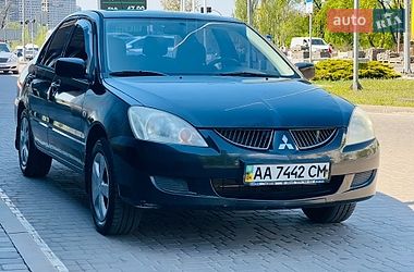 Седан Mitsubishi Lancer 2004 в Києві