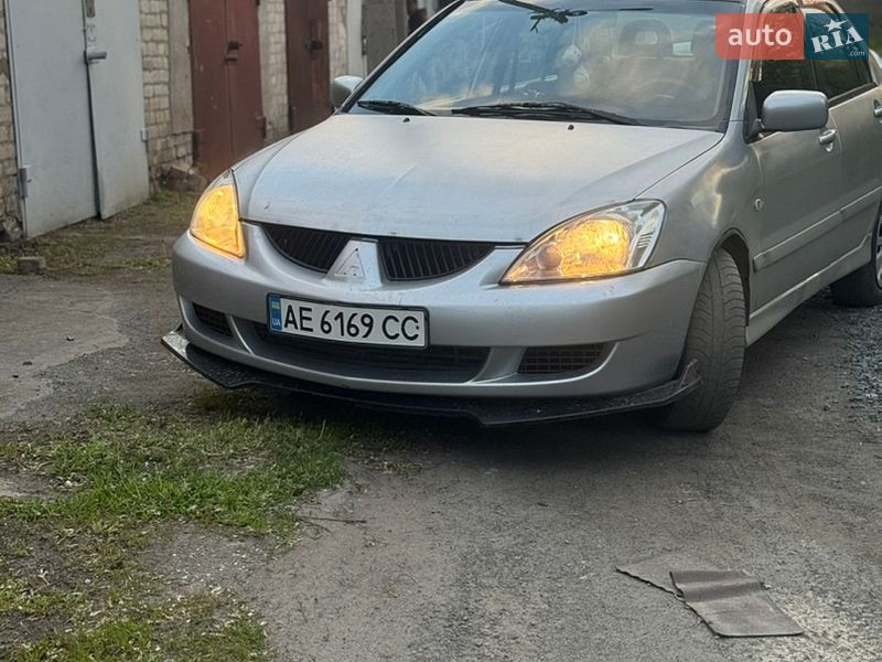 Mitsubishi Lancer 2005
