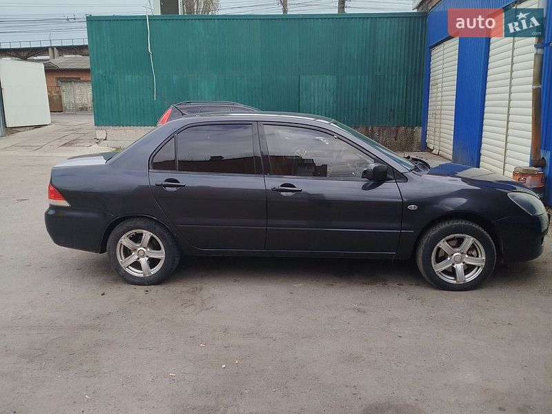 Mitsubishi Lancer 2004