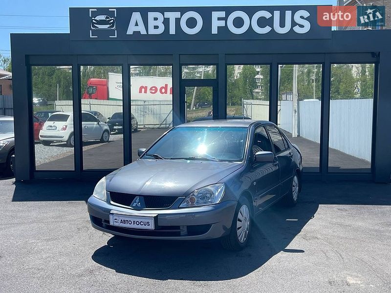 Седан Mitsubishi Lancer 2008 в Киеве