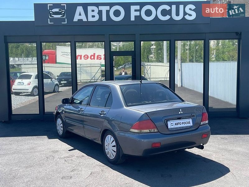 Седан Mitsubishi Lancer 2008 в Киеве