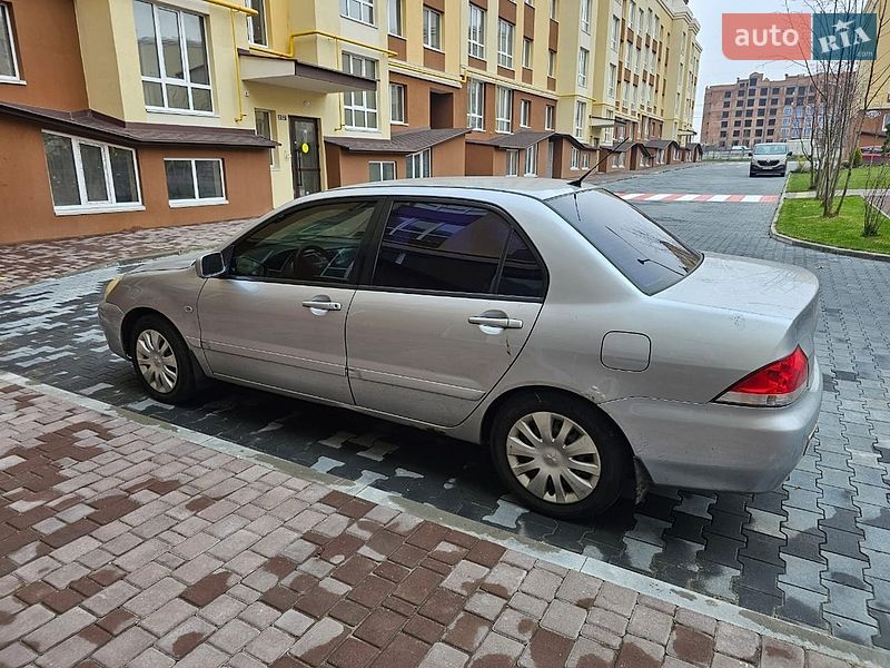 Седан Mitsubishi Lancer 2007 в Києві