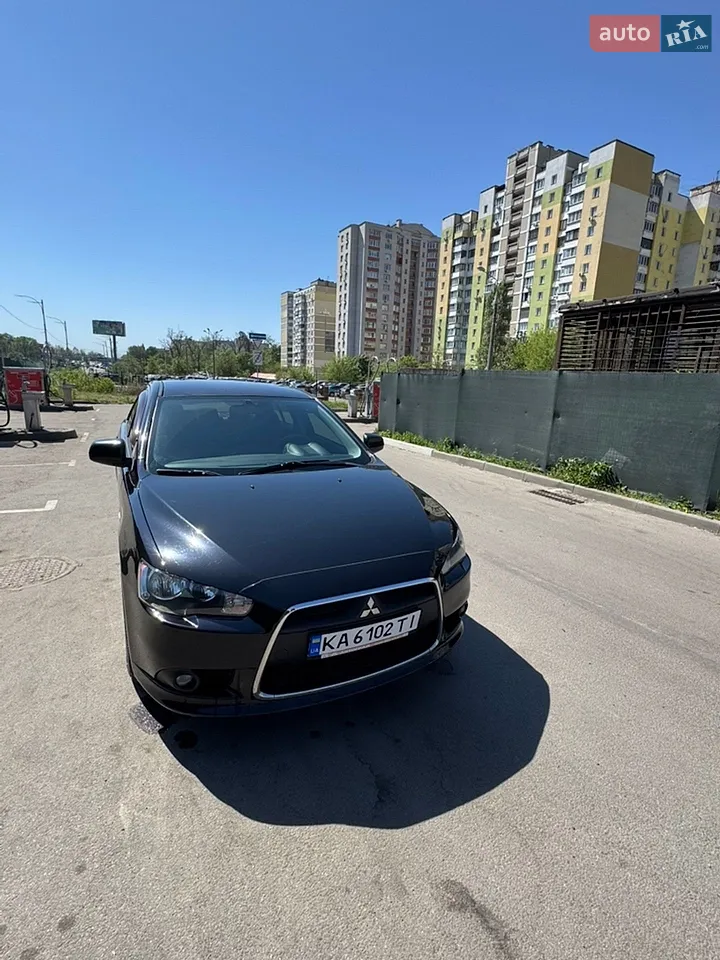 2011 Mitsubishi Lancer - мініатюра 12