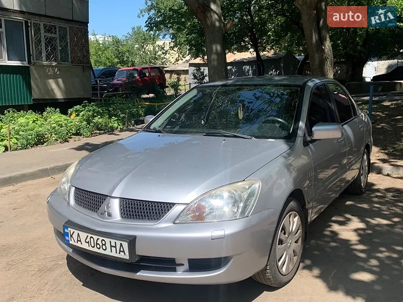 Mitsubishi Lancer
