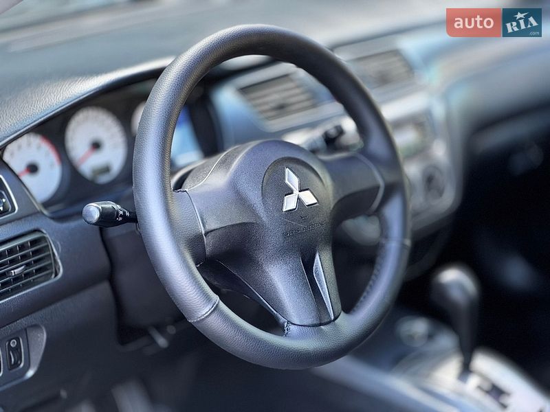 Седан Mitsubishi Lancer 2007 в Николаеве