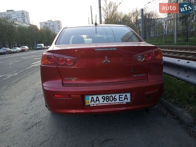 Седан Mitsubishi Lancer 2007 в Киеве