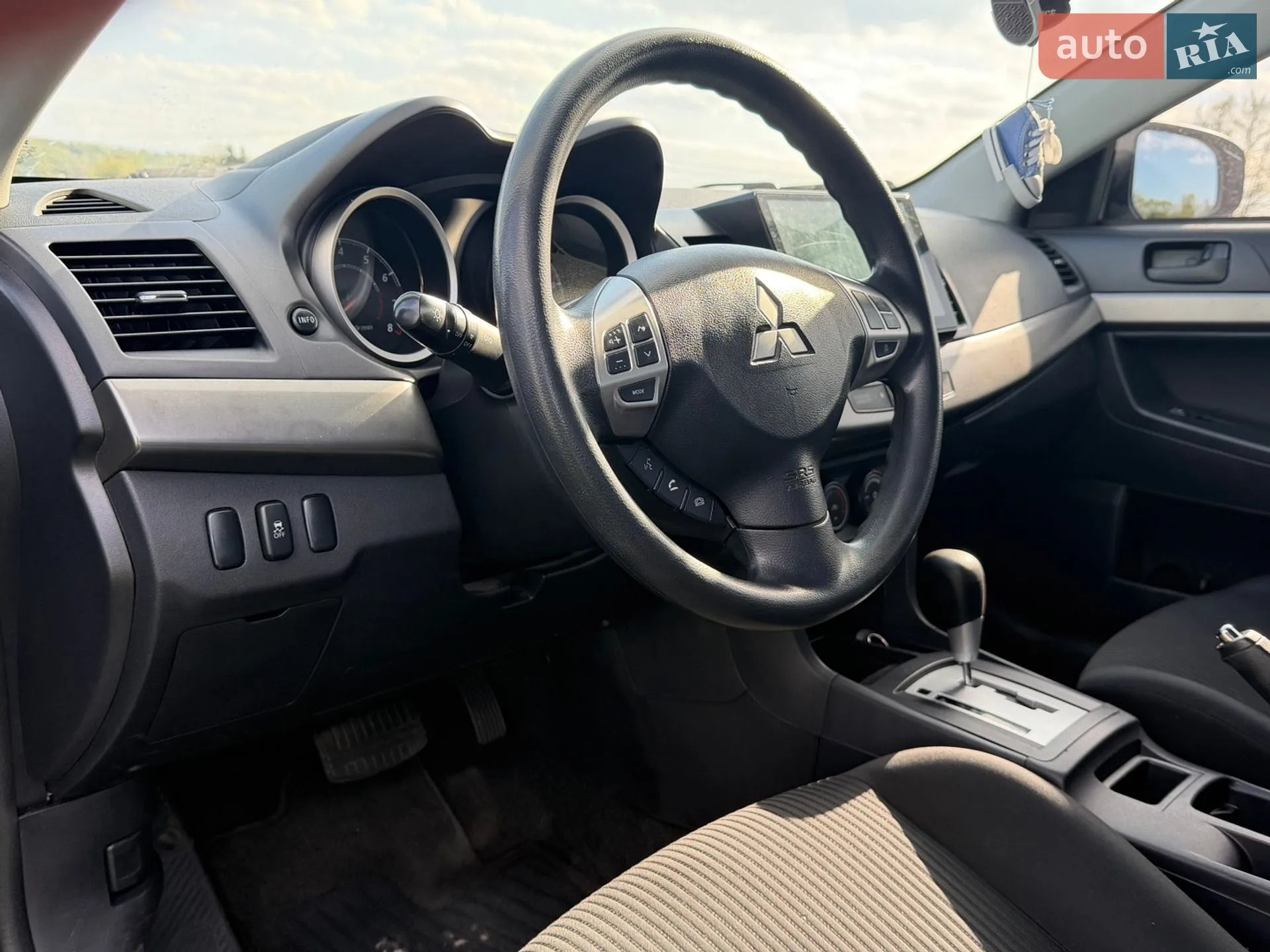 2015 Mitsubishi Lancer - мініатюра 19