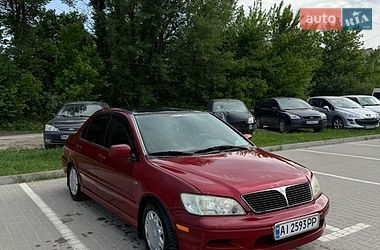 Седан Mitsubishi Lancer 2001 в Ирпене