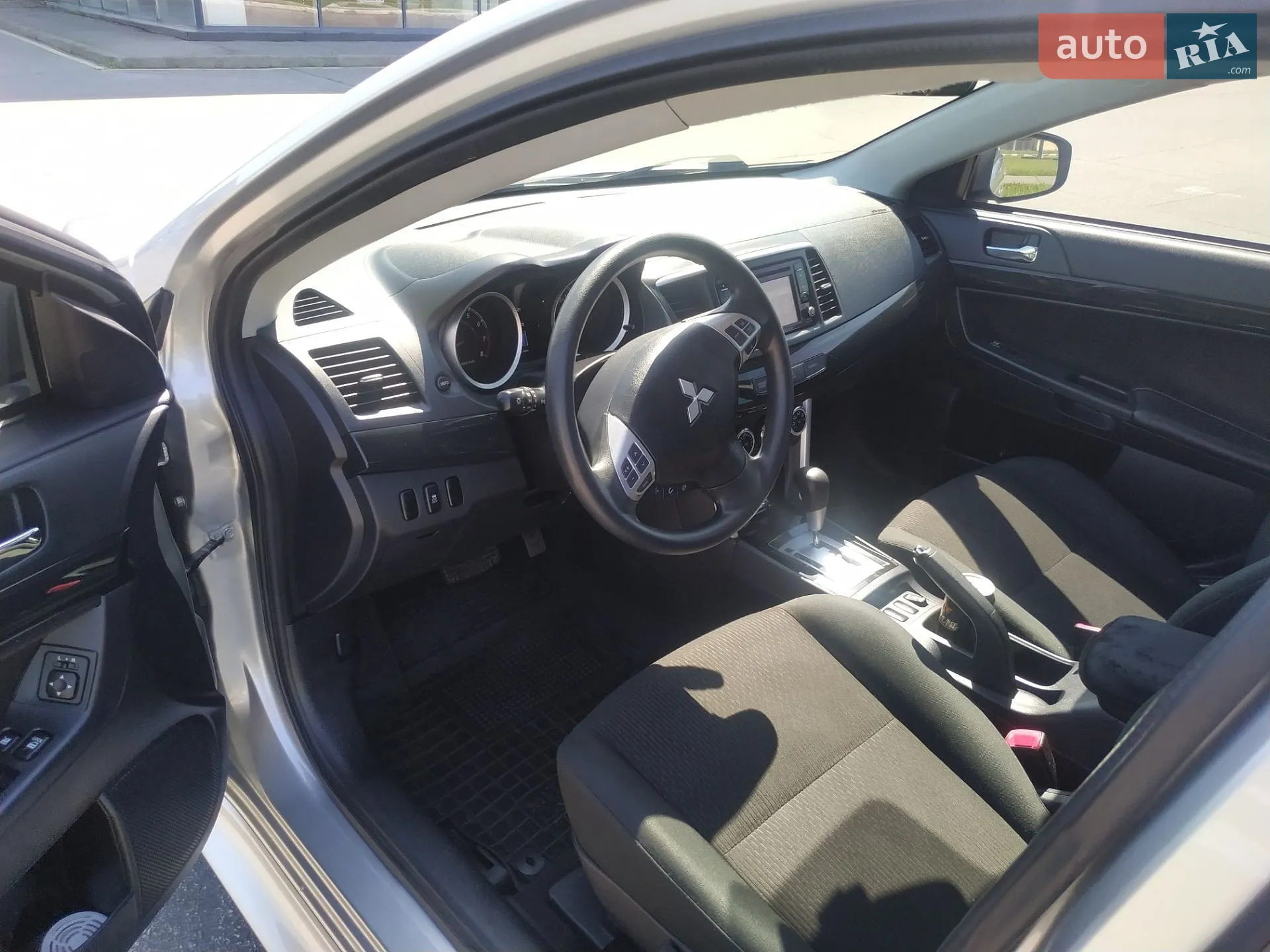 2016 Mitsubishi Lancer - мініатюра 32