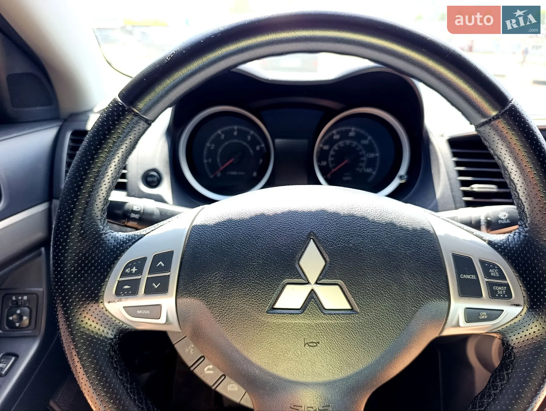 2013 Mitsubishi Lancer - мініатюра 9