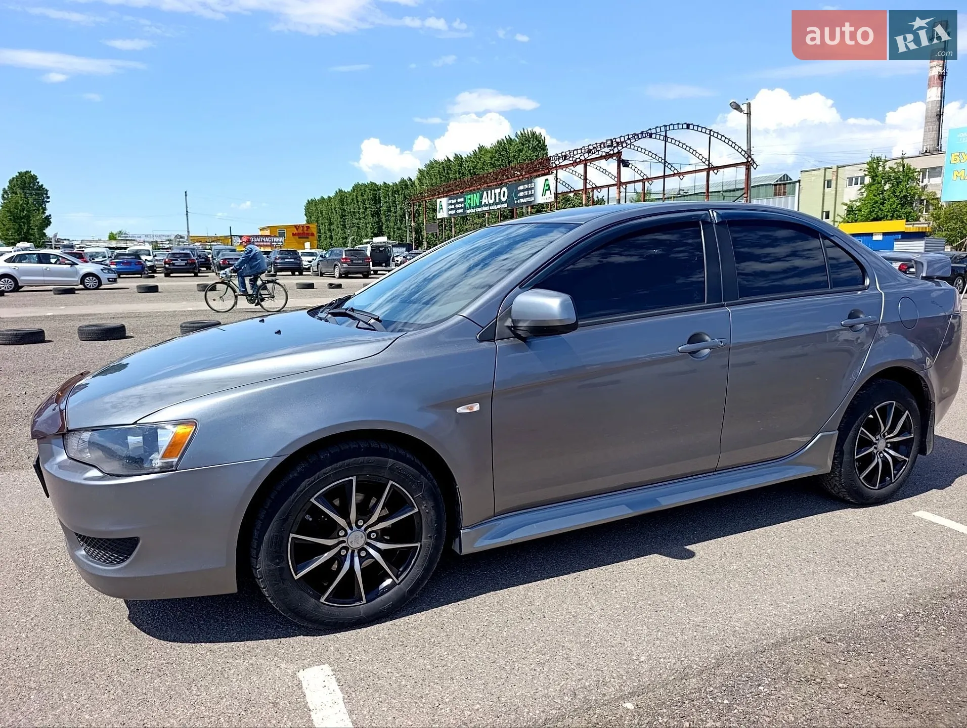 2013 Mitsubishi Lancer - мініатюра 2