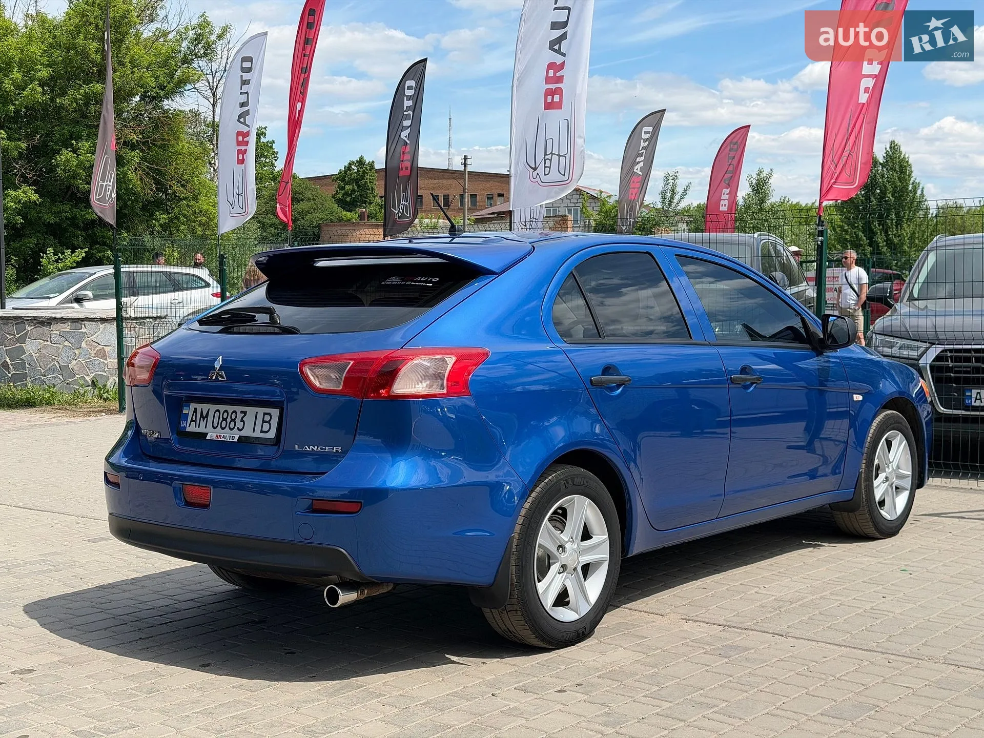 2010 Mitsubishi Lancer - мініатюра 13
