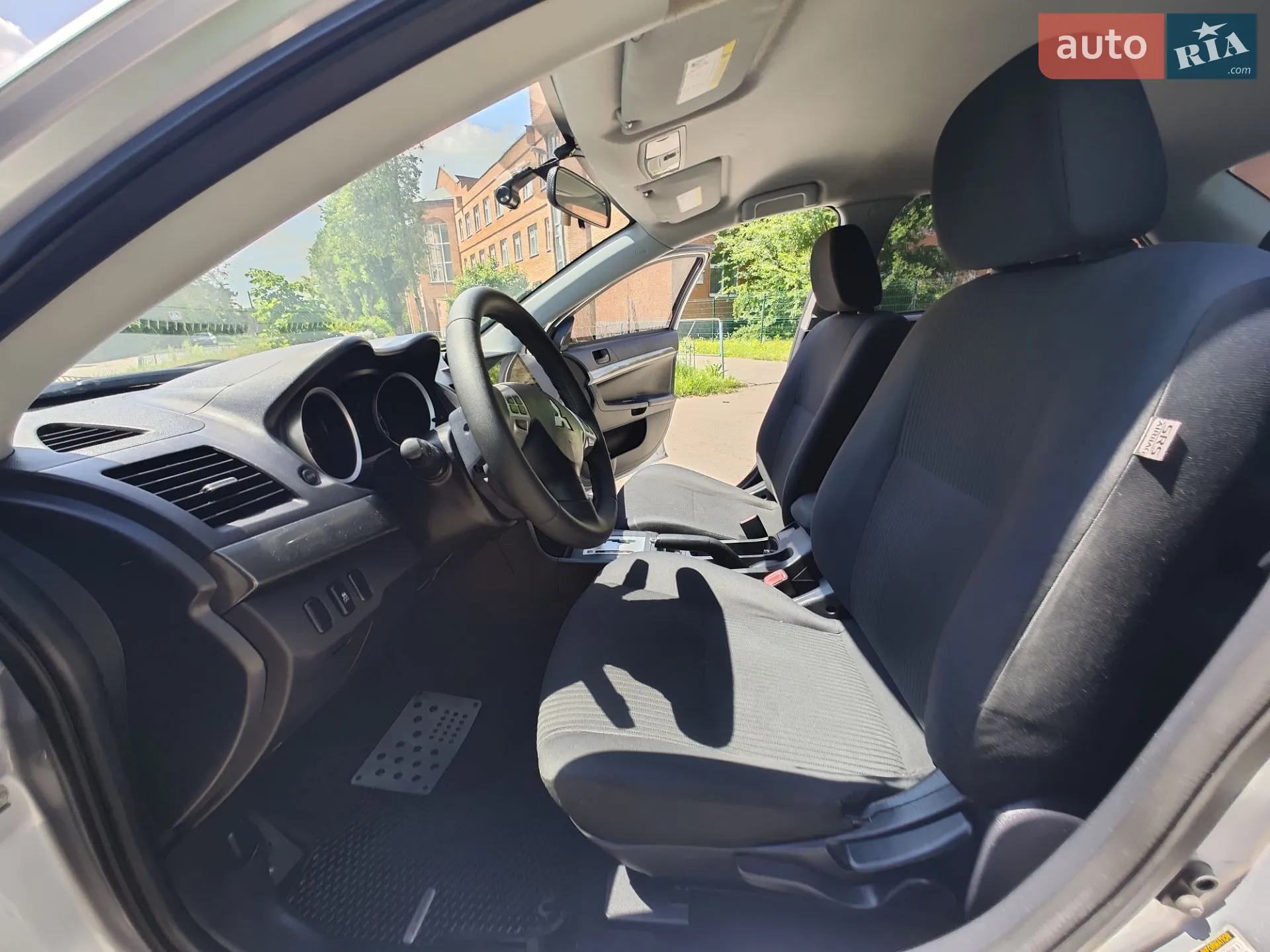 2014 Mitsubishi Lancer - мініатюра 21